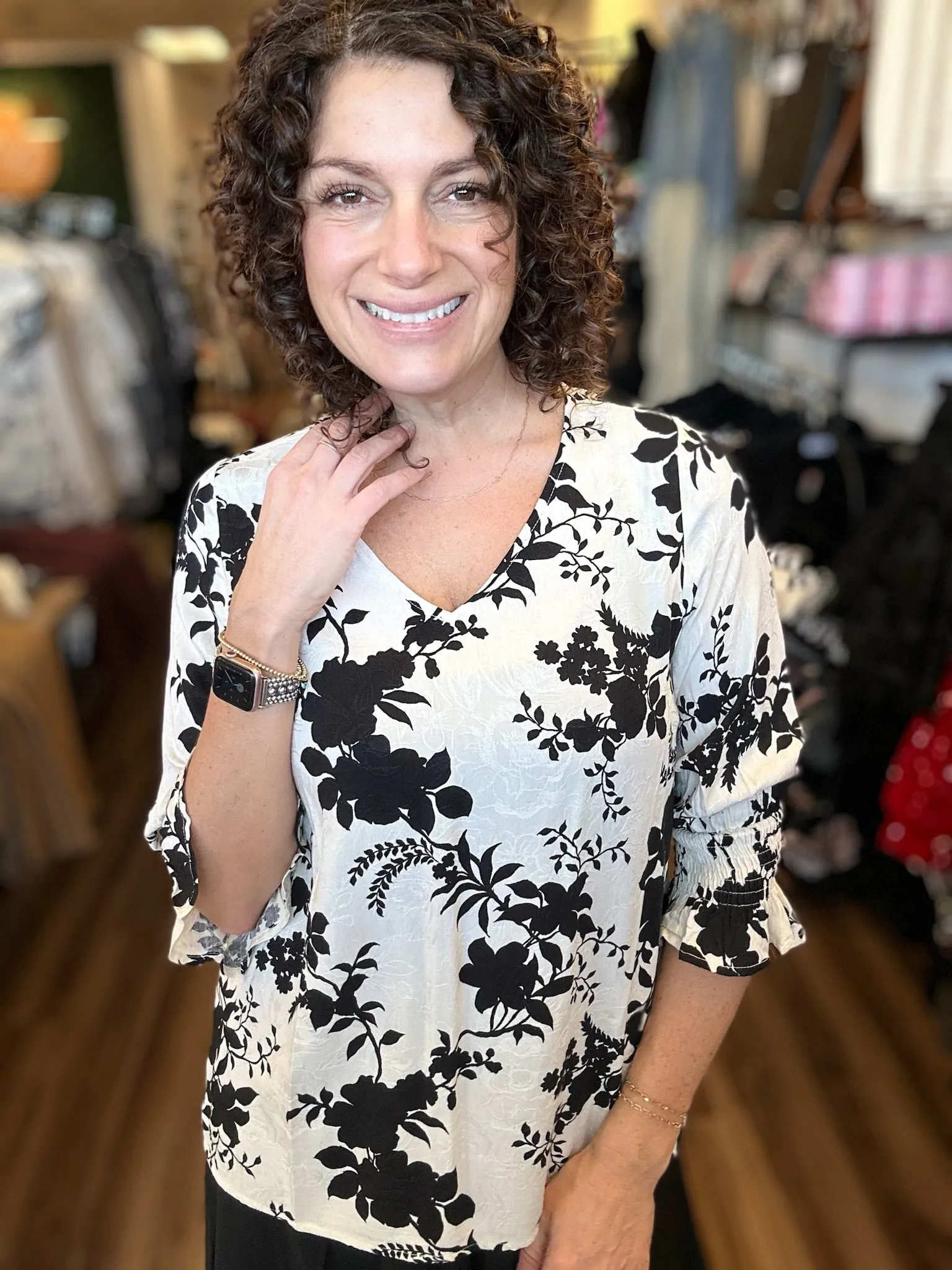 Abilene - Bubble Sleeve V-Neck Floral Jacquard Blouse