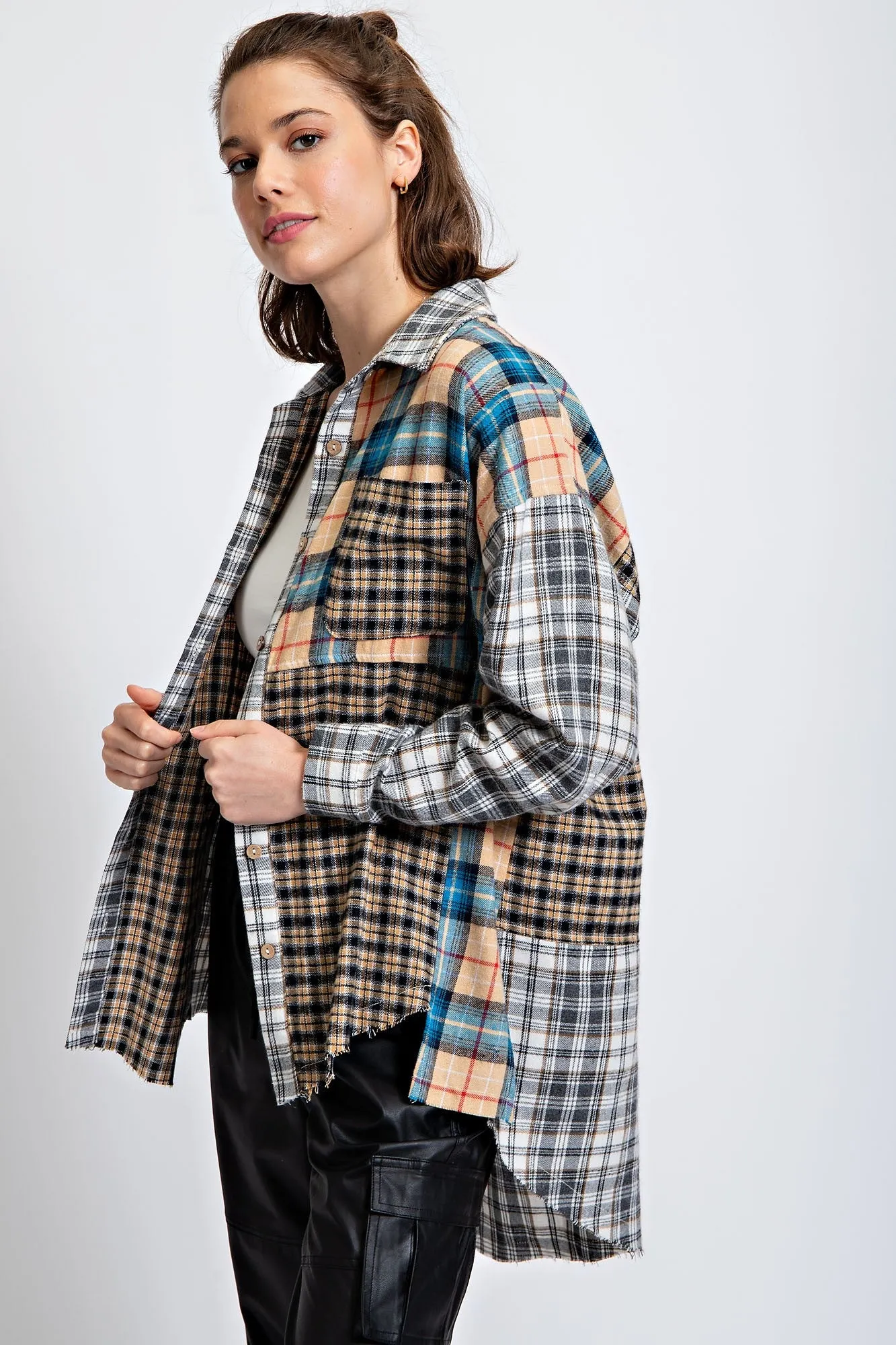 VERSATILE PLAID BUTTON DOWN SHIRT JACKET/SHACKET